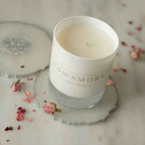 Open image in slideshow, Candle - White Gloss 30cl

